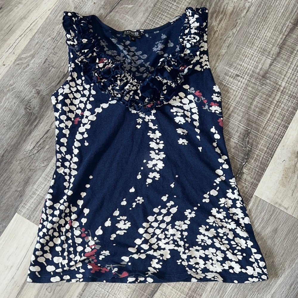 Womens tank XS